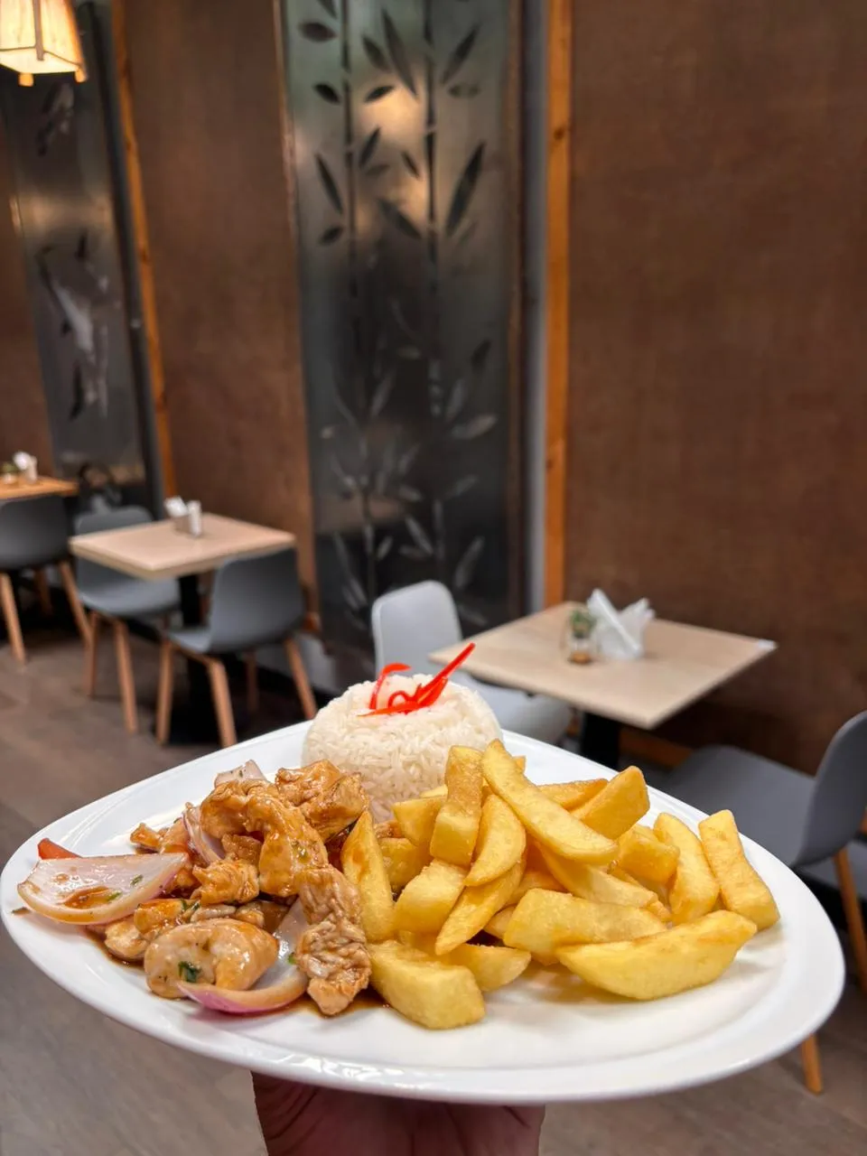 Pollo Salteado